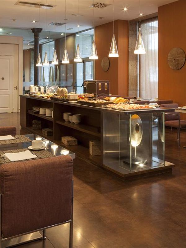 AC Hotel Palacio Universal