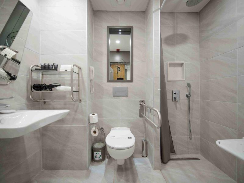 Miramare Beach Hotel