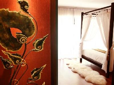 Mirth Sathorn Hotel
