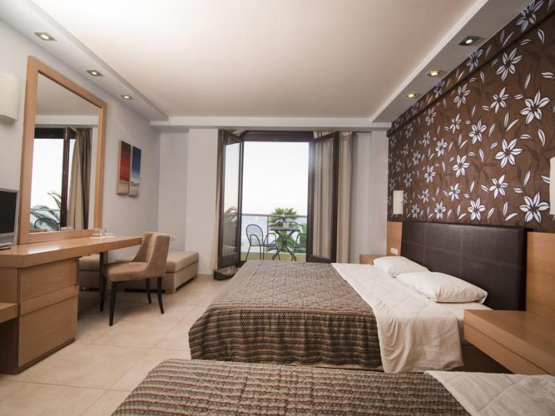 Mistral Seaside Hotel