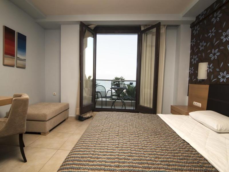 Mistral Seaside Hotel