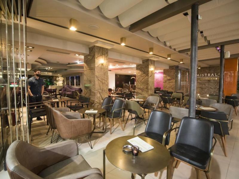 Mistral Seaside Hotel