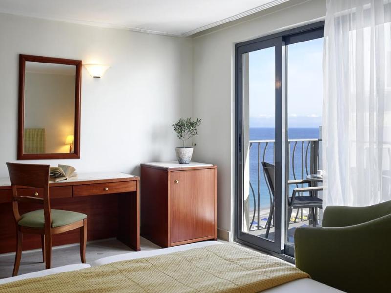 Mitsis La Vita Beach Hotel