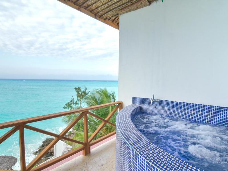 Mnarani Beach Cottages