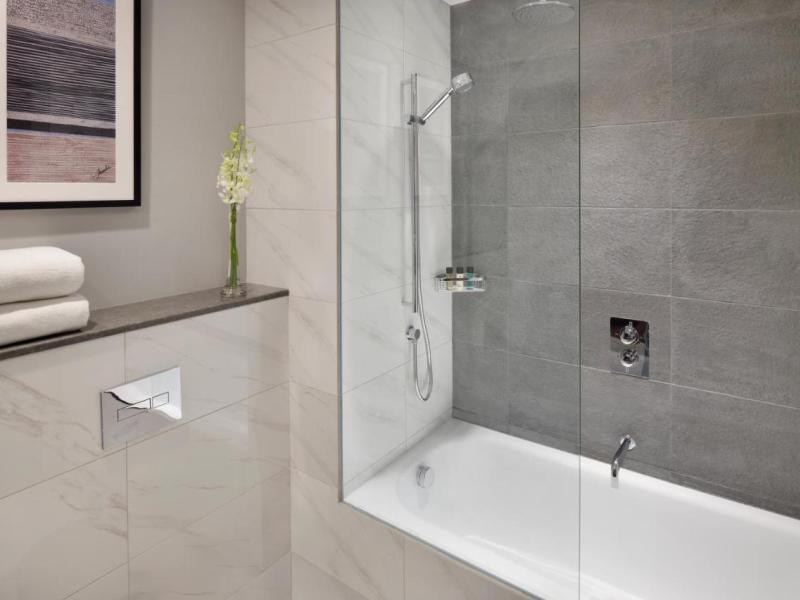 Movenpick Hotel & Apartments Bur Dubai