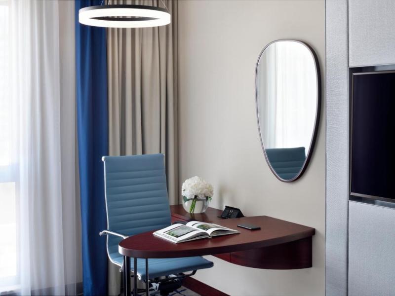 Movenpick Hotel & Apartments Bur Dubai