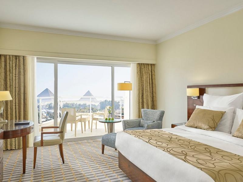 Cairo Pyramids Hotel