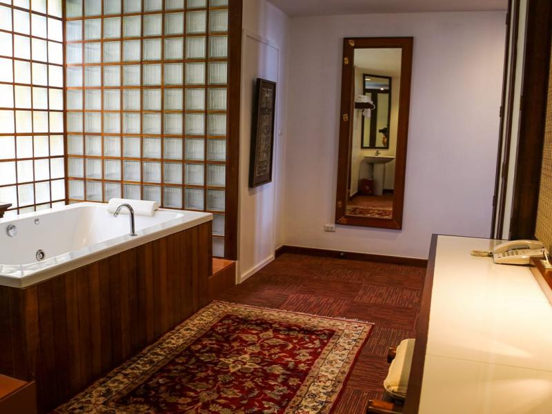 Mom Tri`s Villa Royale