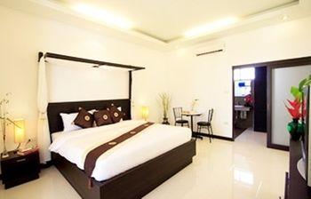 Monaburi Boutique Resort