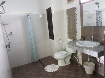 Monaburi Boutique Resort