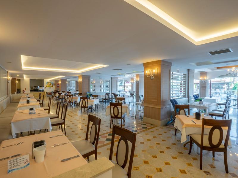 Monachus Hotel & Spa