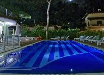 Mondial Resort & Spa