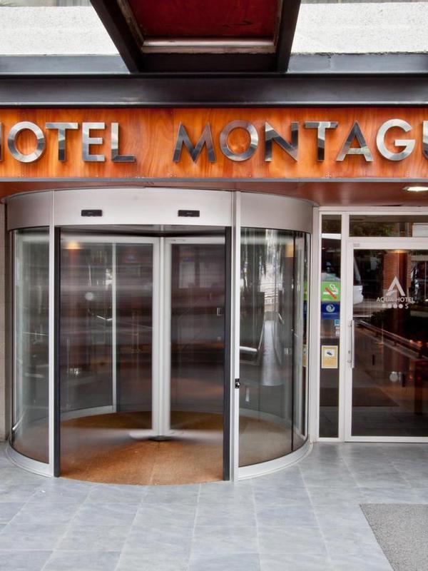 Aqua Hotel Montagut Suites