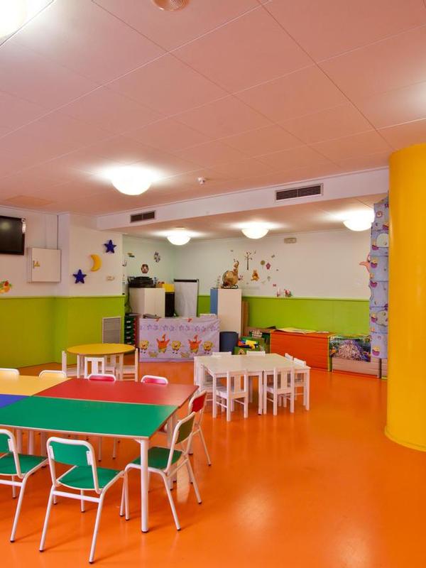Aqua Hotel Montagut Suites