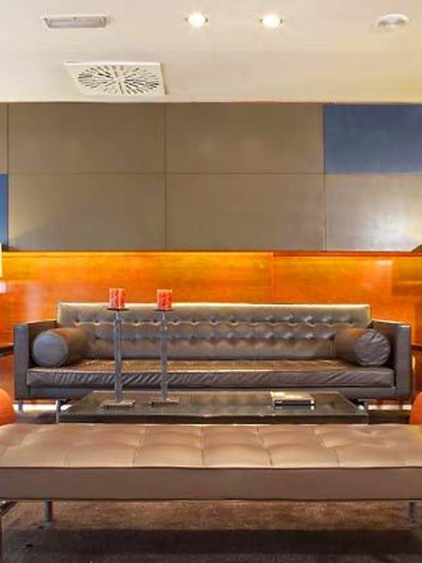 AC Hotel Leon San Antonio