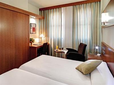 Hotel Monte Conquero