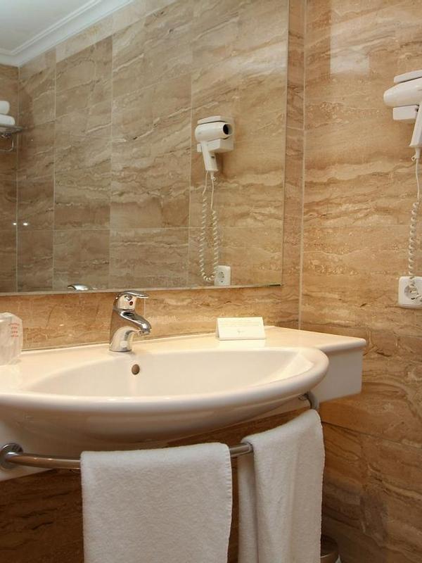 Grupotel Montecarlo