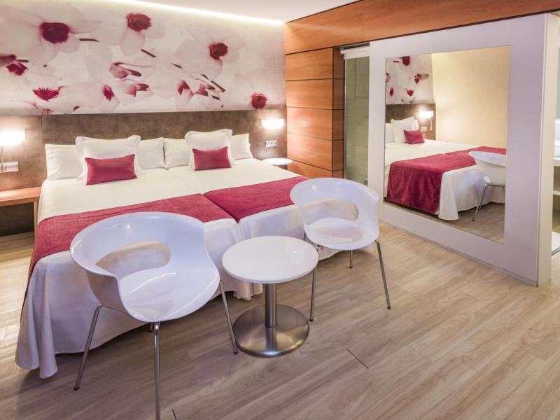 Sumus Hotel Monteplaya