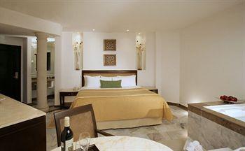 Moon Palace Golf & Spa Resort