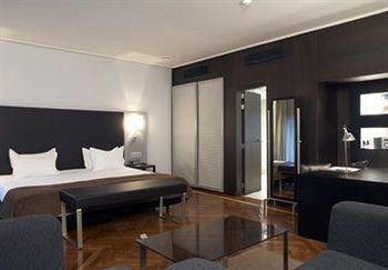 Santo Mauro, a Luxury Collection Hotel