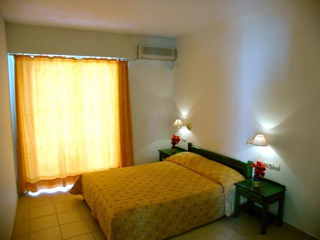 Bella Casita Family Apartments