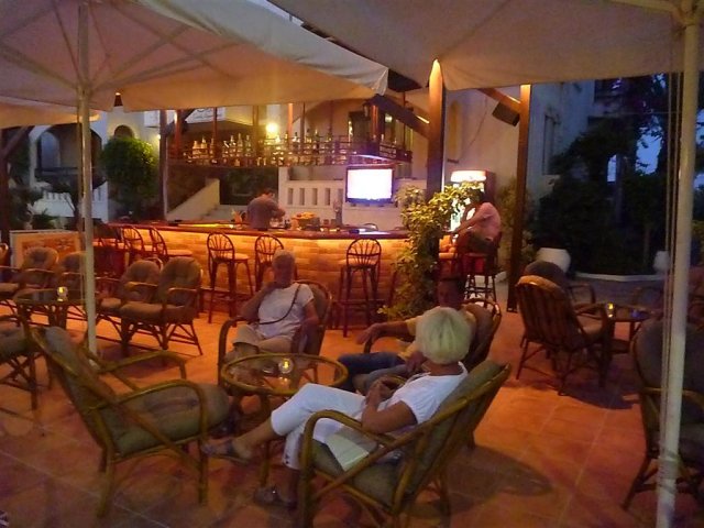 Bella Casita Family Apartments