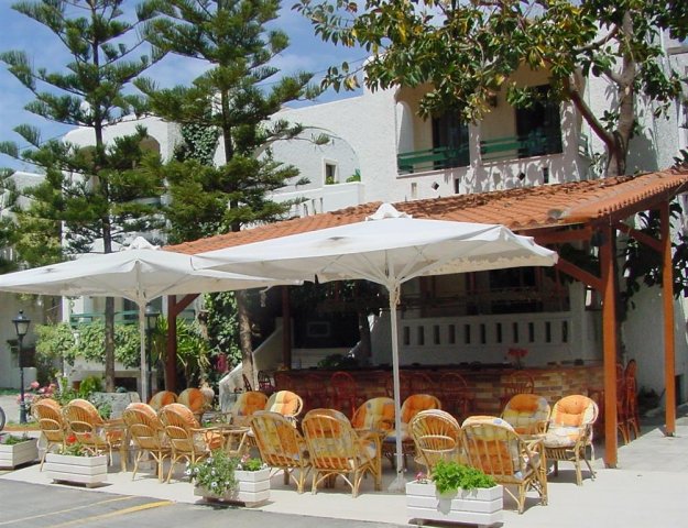 Bella Casita Family Apartments