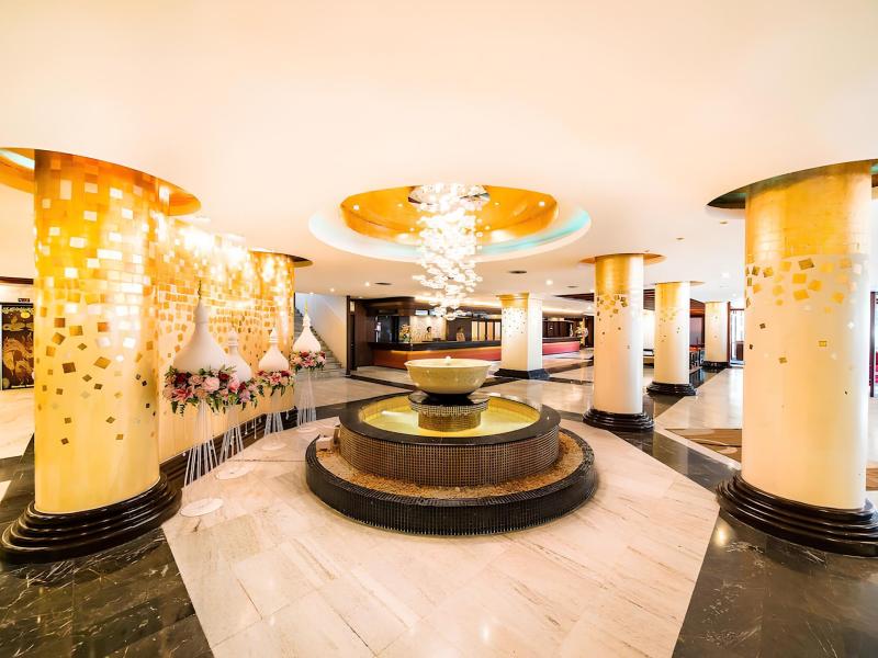 Mountain Beach Hotel