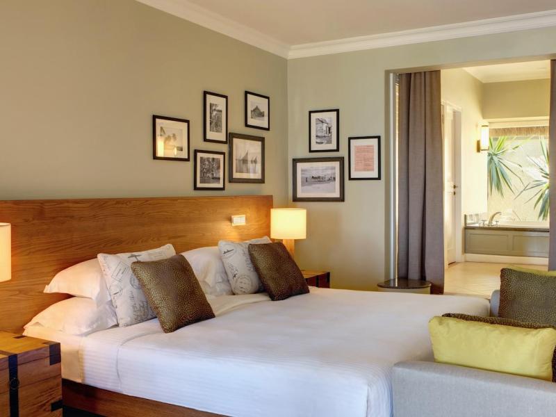 Outrigger Mauritius Beach Resort 