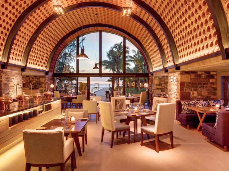 Outrigger Mauritius Beach Resort 