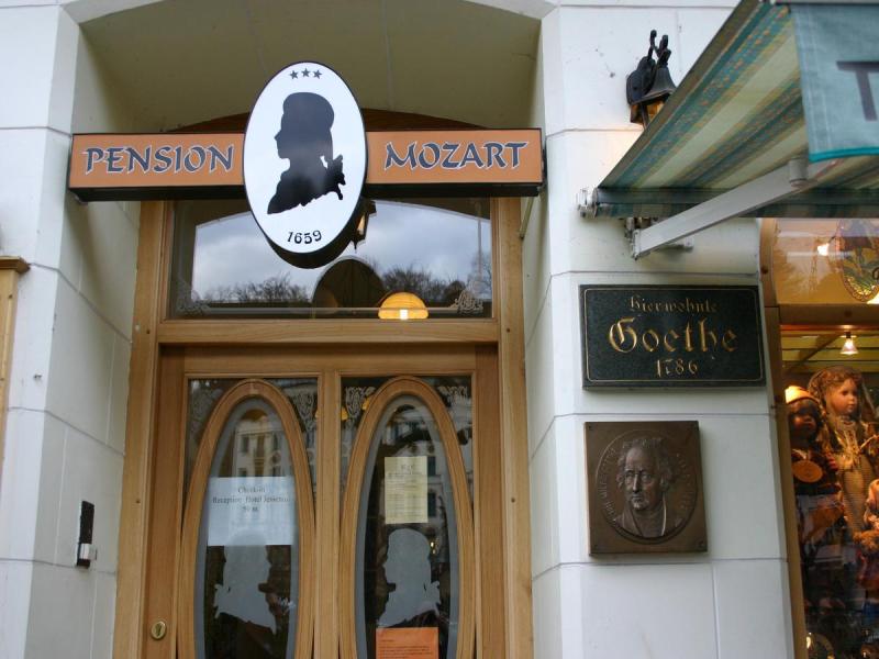 EA Hotel Mozart