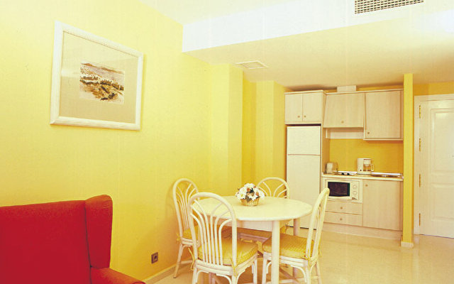 Monart Luna Playa Hotel 