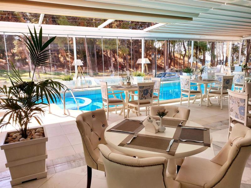 Secret Paradise Hotel & Spa