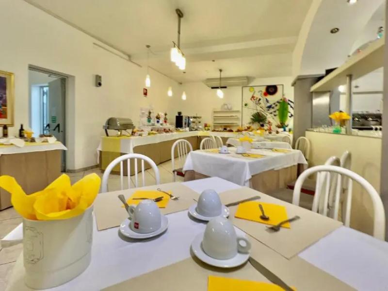 Hotel Myriam