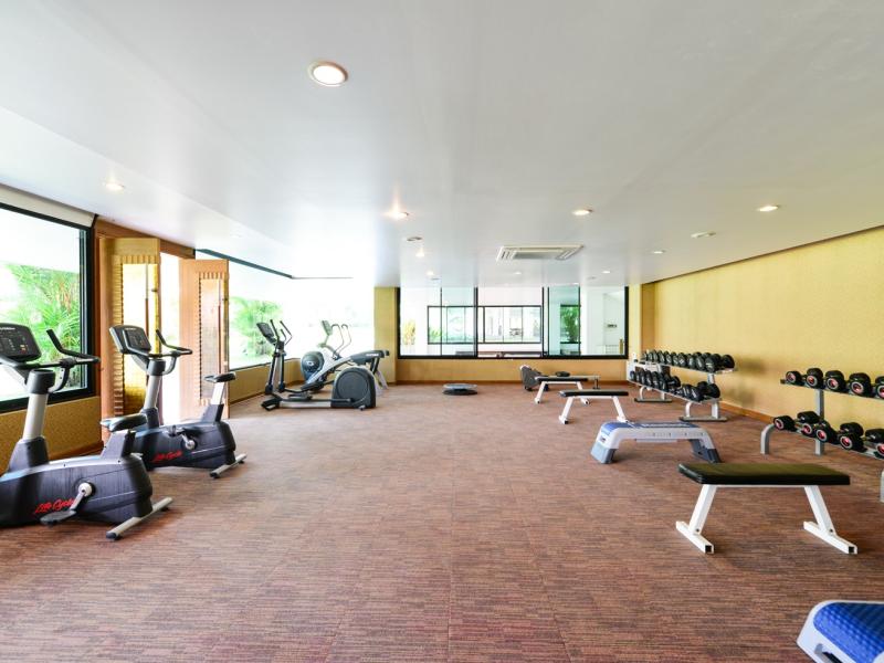 Naithonburi Beach Resort