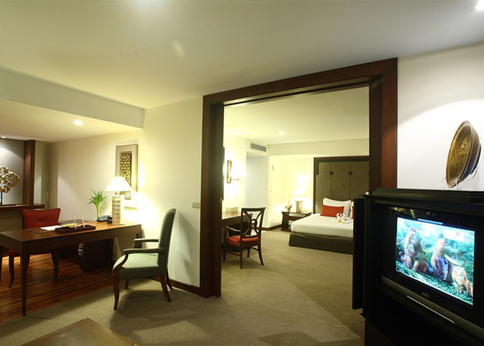 Narai Hotel