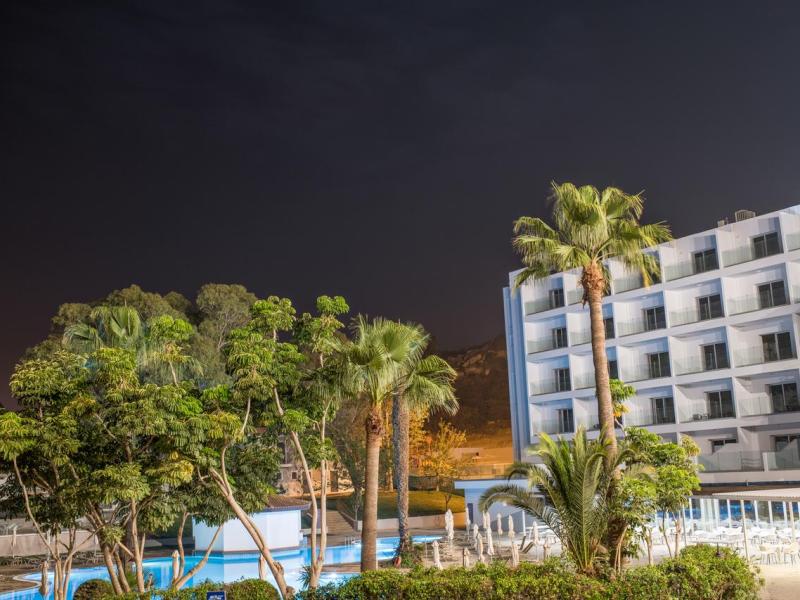 Narcissos Waterpark Resort