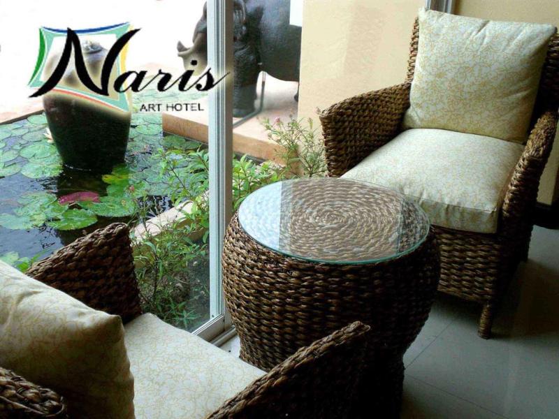Naris Art Hotel