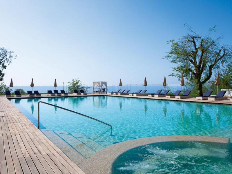 Grand Hotel Nastro Azzurro & Occhio Marino Resort