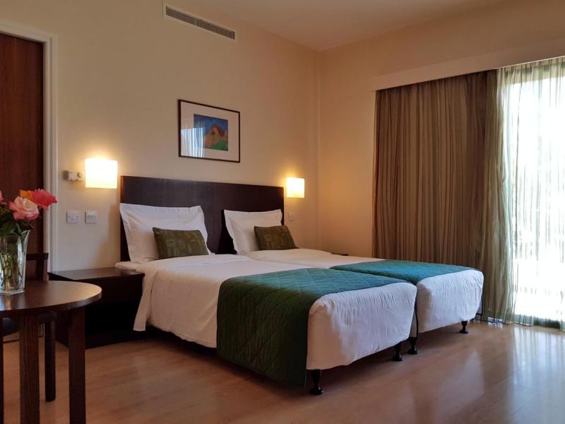 Natura Beach Hotel & Villas