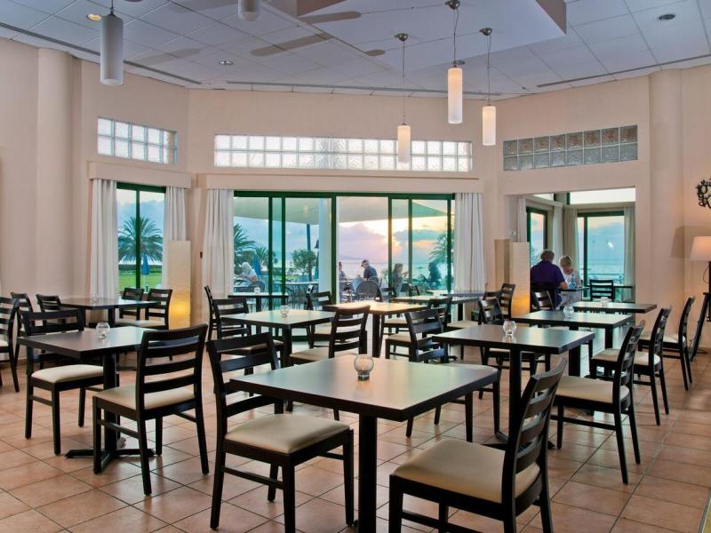 Natura Beach Hotel & Villas