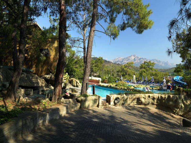 Holiday Area Green Resort