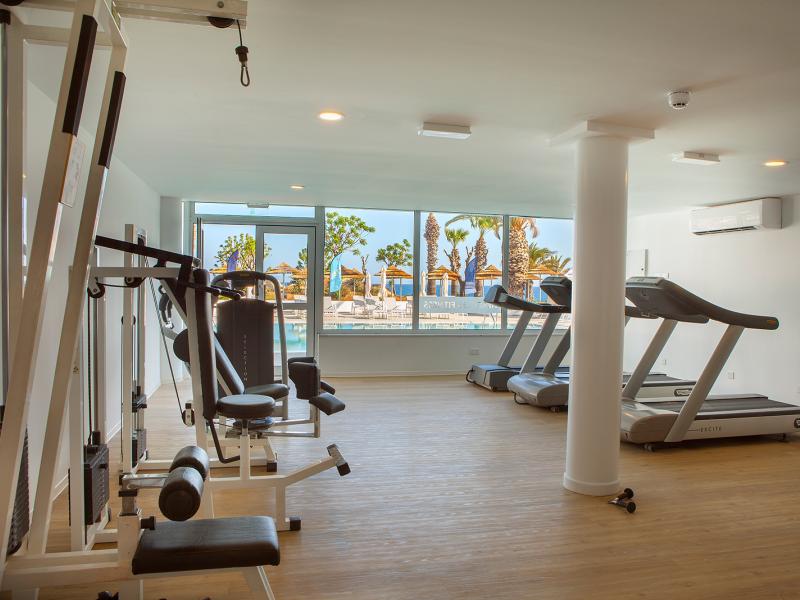 Family Life Nausicaa Beach