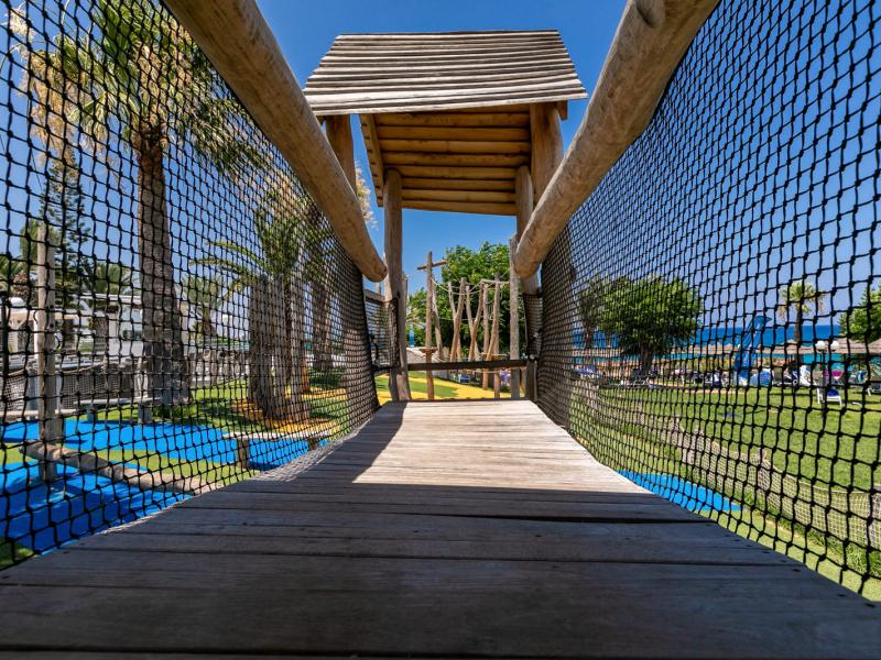 Family Life Nausicaa Beach