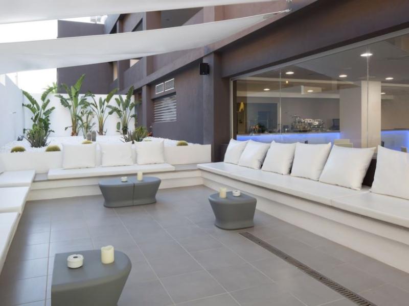 Sundown Ibiza Suites & Spa