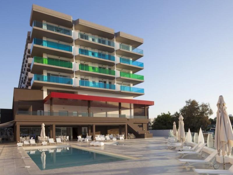 Sundown Ibiza Suites & Spa