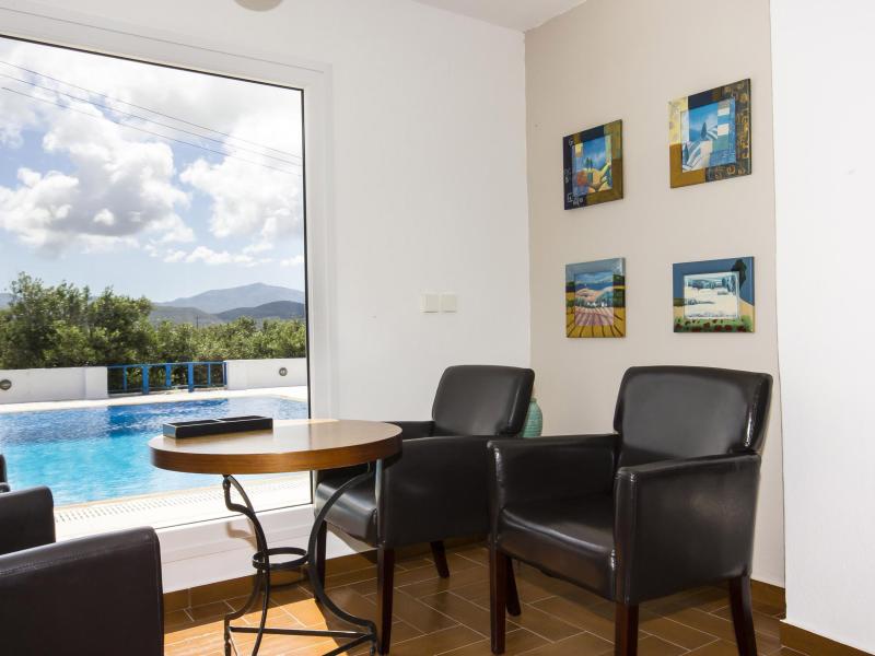 Naxos Holidays Hotel