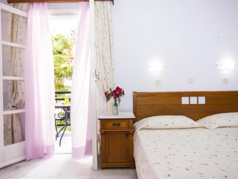 Naxos Holidays Hotel