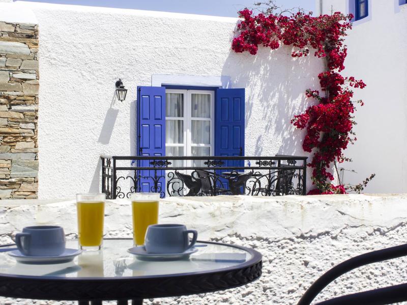 Naxos Holidays Hotel
