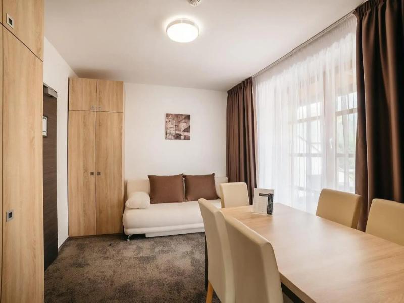 Maximus Resort